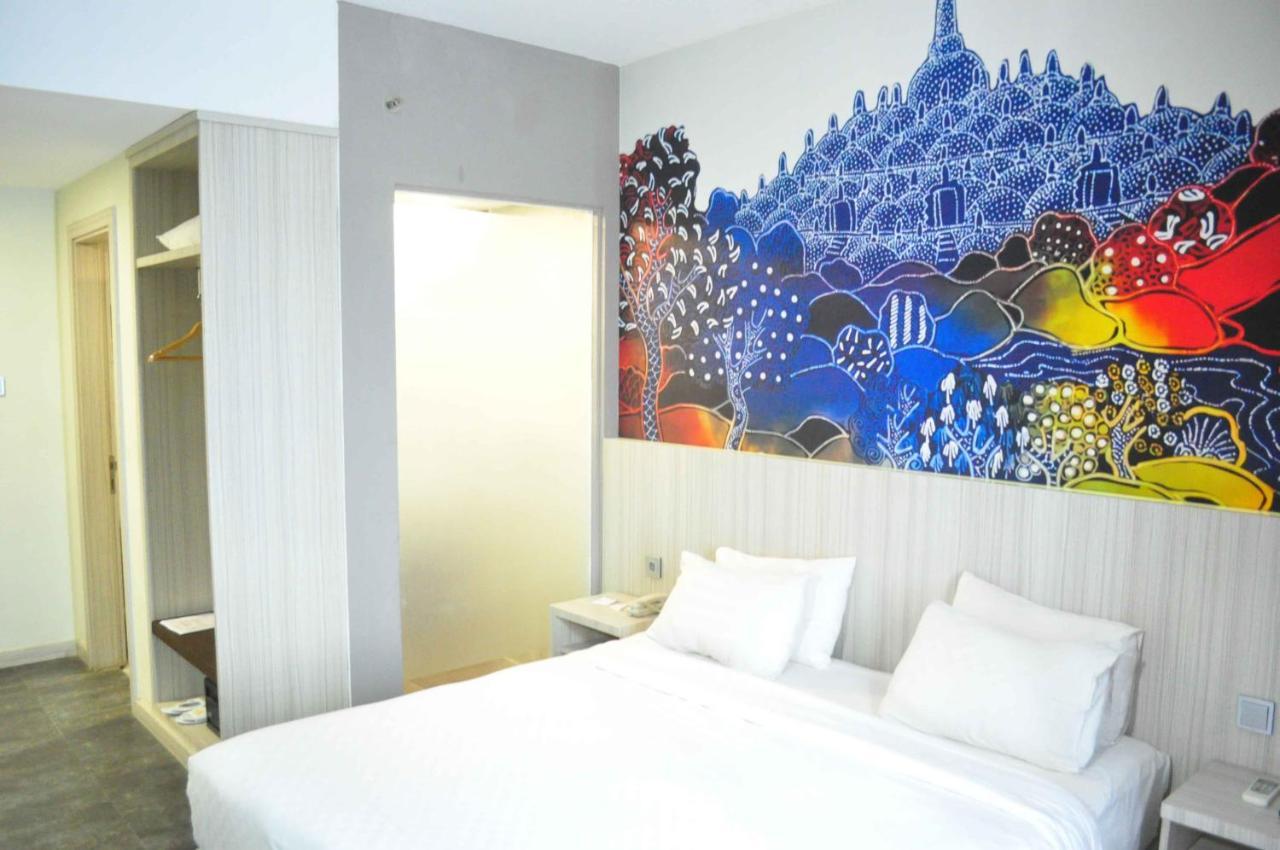 Grand Kolopaking Hotel Kebumen Exterior photo
